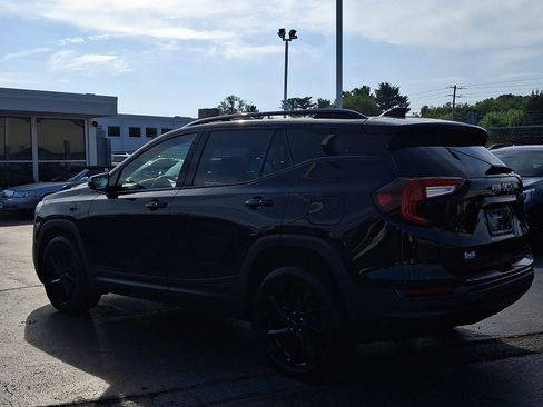 Used 2024 GMC Terrain SLT w/ Elevation Edition AWD/4WD image 4