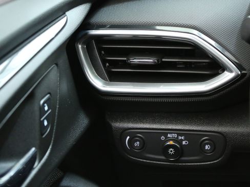 Certified 2023 Chevrolet TrailBlazer LT w/ Convenience Package FWD image 15