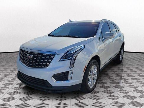 Certified 2023 Cadillac XT5 Luxury image 3