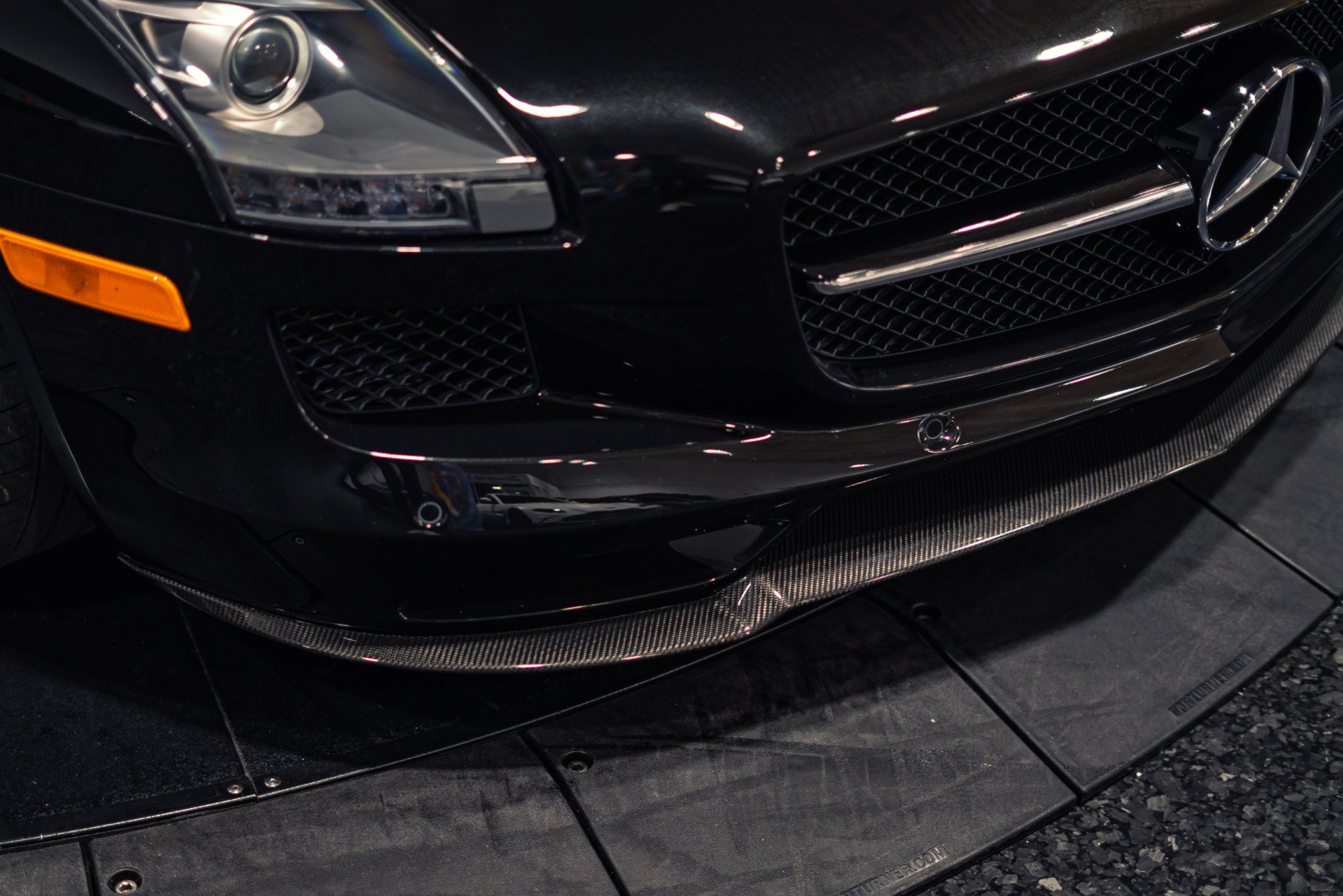 Used 2015 Mercedes-Benz SLS AMG GT Final Edition image 10
