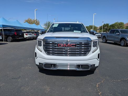 Used 2023 GMC Sierra 1500 Denali AWD/4WD image 9