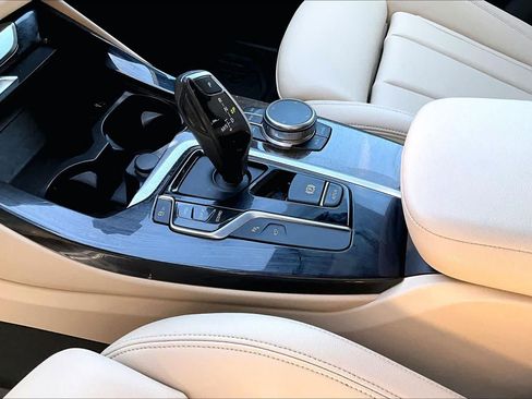 Used 2019 BMW X3 sDrive30i w/ Premium Package RWD image 18
