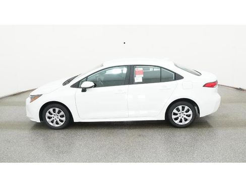 New 2026 Toyota Corolla LE image 3