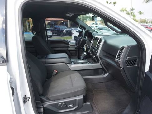 Used 2017 Ford F150 XLT w/ Equipment Group 302A Luxury RWD image 3