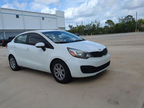 Used 2013 Kia Rio LX w/ PWR Pkg image 3