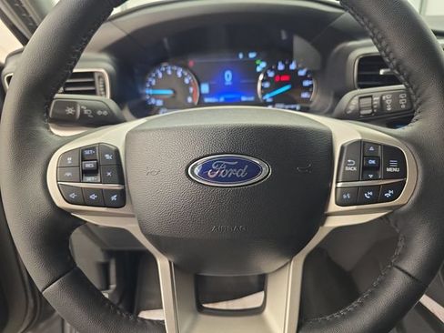 Certified 2024 Ford Explorer XLT w/ Equipment Group 202A AWD/4WD image 31