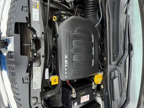 Used 2017 Dodge Grand Caravan SE w/ Power Window Group FWD image 23