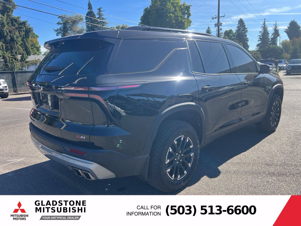 Used 2024 Chevrolet Traverse Z71 w/ Enhanced Driving Package AWD/4WD image 5