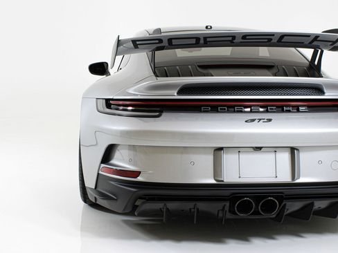 Used 2022 Porsche 911 GT3 RWD image 19
