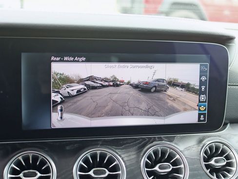 Used 2018 Mercedes-Benz E 400 4MATIC Coupe image 23