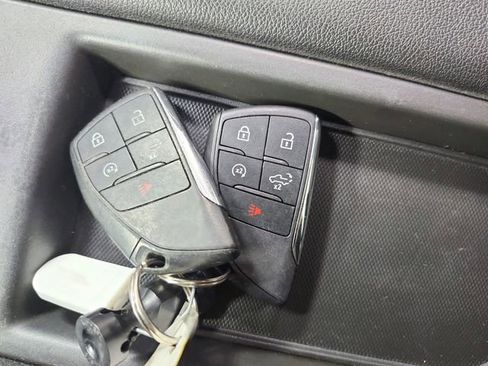 Used 2022 Chevrolet Silverado 1500 Custom RWD image 29