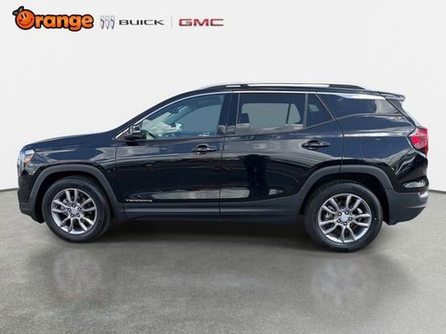 Used 2023 GMC Terrain SLT w/ Infotainment Package II FWD image 6