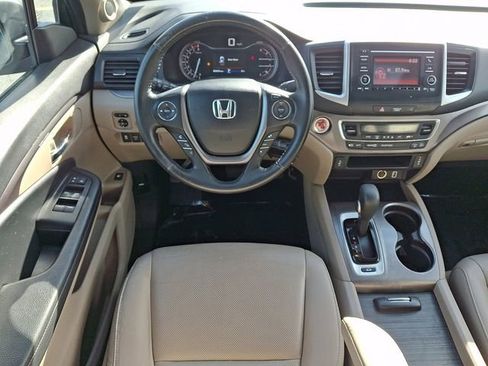 Used 2019 Honda Ridgeline RTL image 11