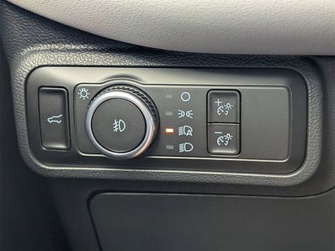 New 2026 Ford Explorer Active w/ Active Comfort Package image 23