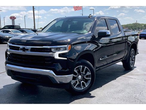 Used 2023 Chevrolet Silverado 1500 LT w/ Protection Package AWD/4WD image 1