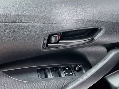Used 2024 Toyota Corolla LE FWD image 16