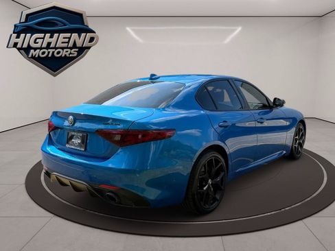 Used 2020 Alfa Romeo Giulia AWD w/ Quick Order Package 22J Sport image 6