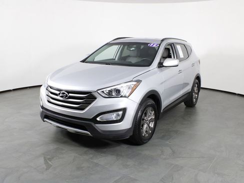 Used 2015 Hyundai Santa Fe Sport w/ Option Group 02 FWD image 2