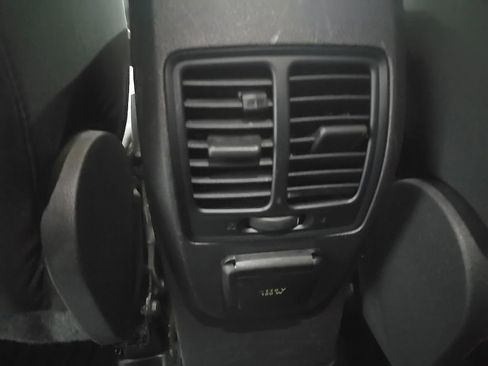 Used 2017 Ford Escape SE AWD/4WD image 14