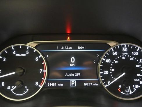 Used 2021 Nissan Sentra SR FWD image 28
