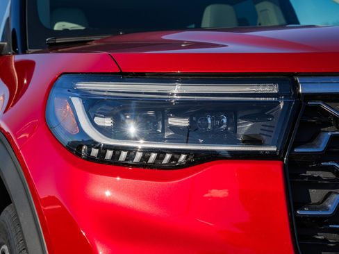 New 2026 Ford Explorer Platinum w/ LUX Leather Package image 17