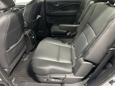 Used 2019 Honda Pilot Elite image 44