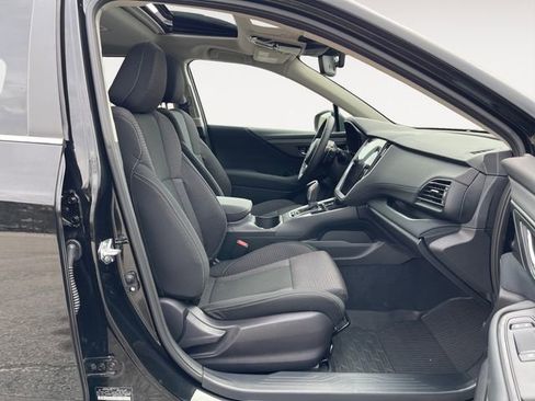 Used 2025 Subaru Outback Premium w/ Popular Package #1A image 15