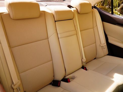 Used 2017 Lexus ES 350 image 34