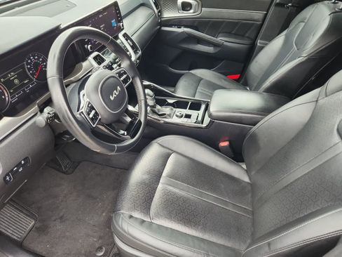 Used 2022 Kia Sorento SX FWD image 2