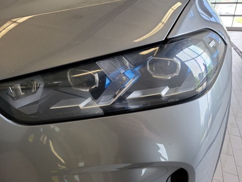 Used 2024 BMW X5 xDrive40i AWD/4WD image 9