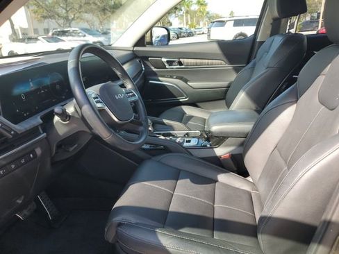 Used 2025 Kia Telluride SX image 19
