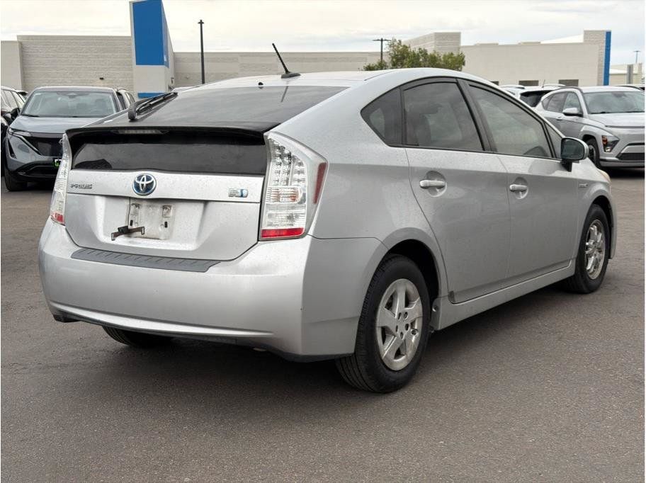 Used 2011 Toyota Prius Two FWD image 2