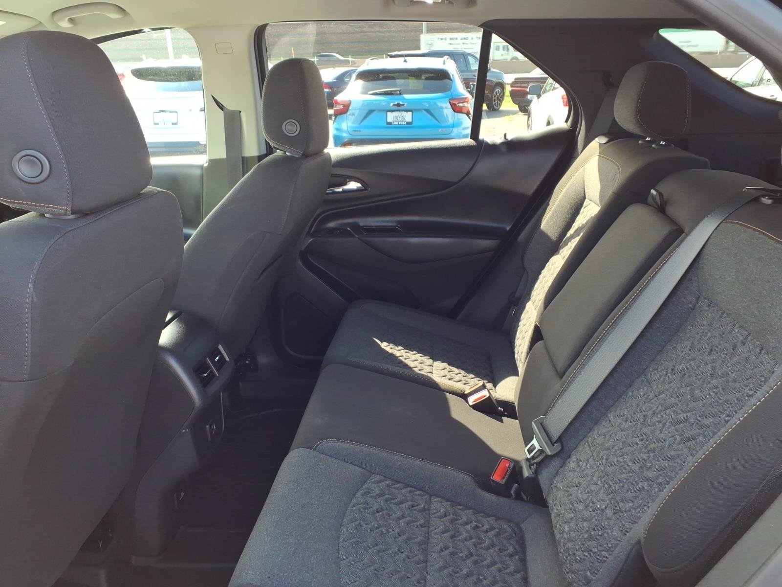 Used 2024 Chevrolet Equinox LT FWD image 24