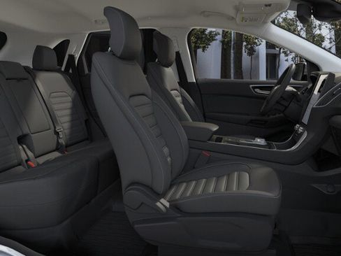 New 2024 Ford Edge SE w/ Black Appearance Package image 6