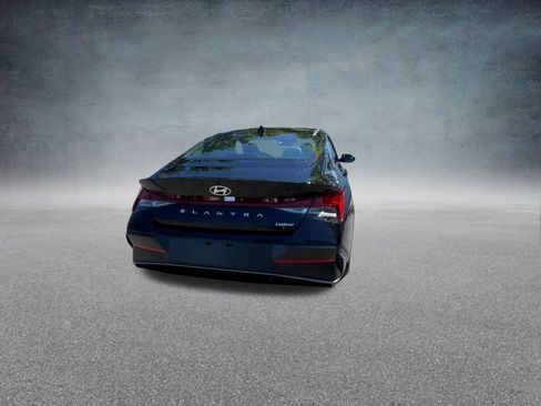 New 2025 Hyundai Elantra Limited image 20