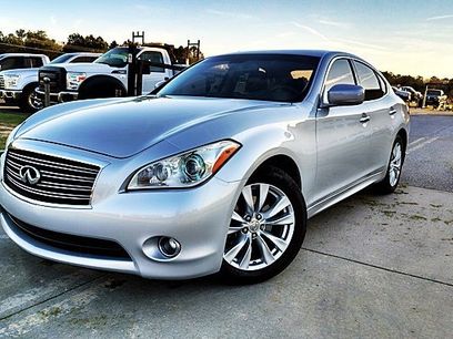 Used 2011 INFINITI M37 w/ Premium Pkg