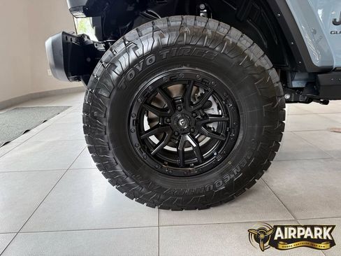 New 2025 Jeep Gladiator Sport AWD/4WD image 10