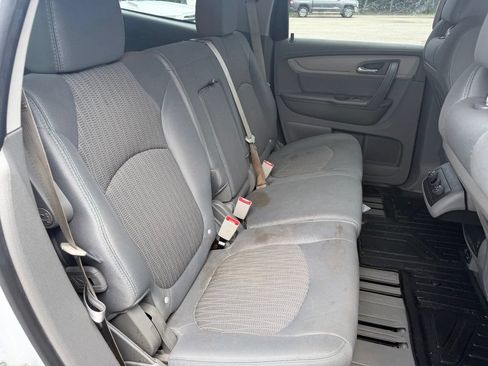 Used 2017 Chevrolet Traverse LT FWD image 12