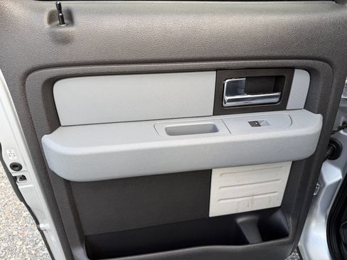 Used 2014 Ford F150 XLT image 40