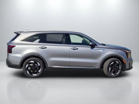 New 2026 Kia Sorento EX AWD/4WD image 3
