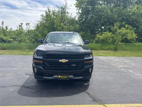 Used 2017 Chevrolet Silverado 1500 LT w/ All Star Edition AWD/4WD image 2