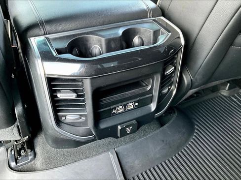 Used 2020 RAM 1500 Laramie w/ Sport Appearance Package AWD/4WD image 11