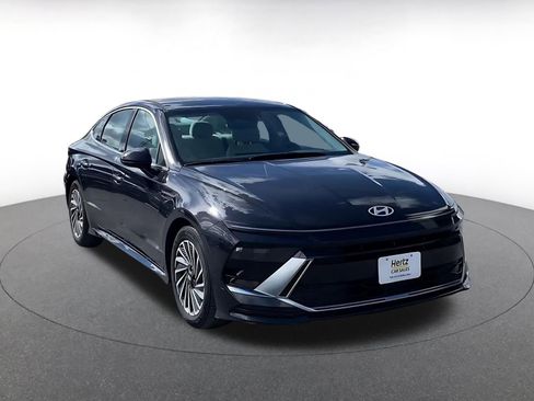 Used 2025 Hyundai Sonata SEL image 3