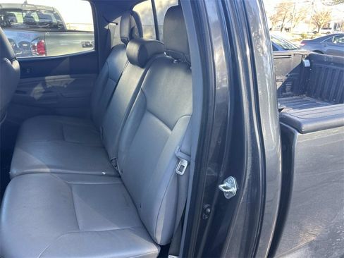 Used 2014 Toyota Tacoma 4x4 Double Cab image 13
