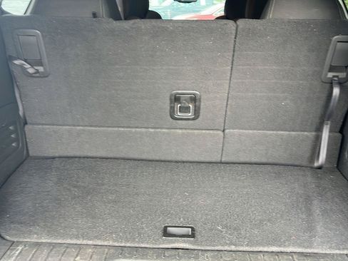 Used 2015 Chevrolet Traverse LT FWD image 23
