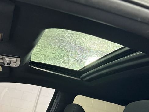 Used 2017 Toyota Tacoma TRD Off-Road image 39