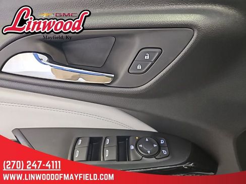 New 2026 Chevrolet Trax LT w/ Driver Confidence Package FWD image 16