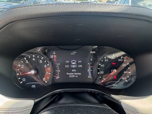 Used 2022 Jeep Compass Limited AWD/4WD image 19