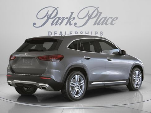 Used 2022 Mercedes-Benz GLA 250 4MATIC image 21