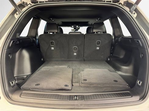 Used 2023 Jeep Grand Cherokee Altitude image 25